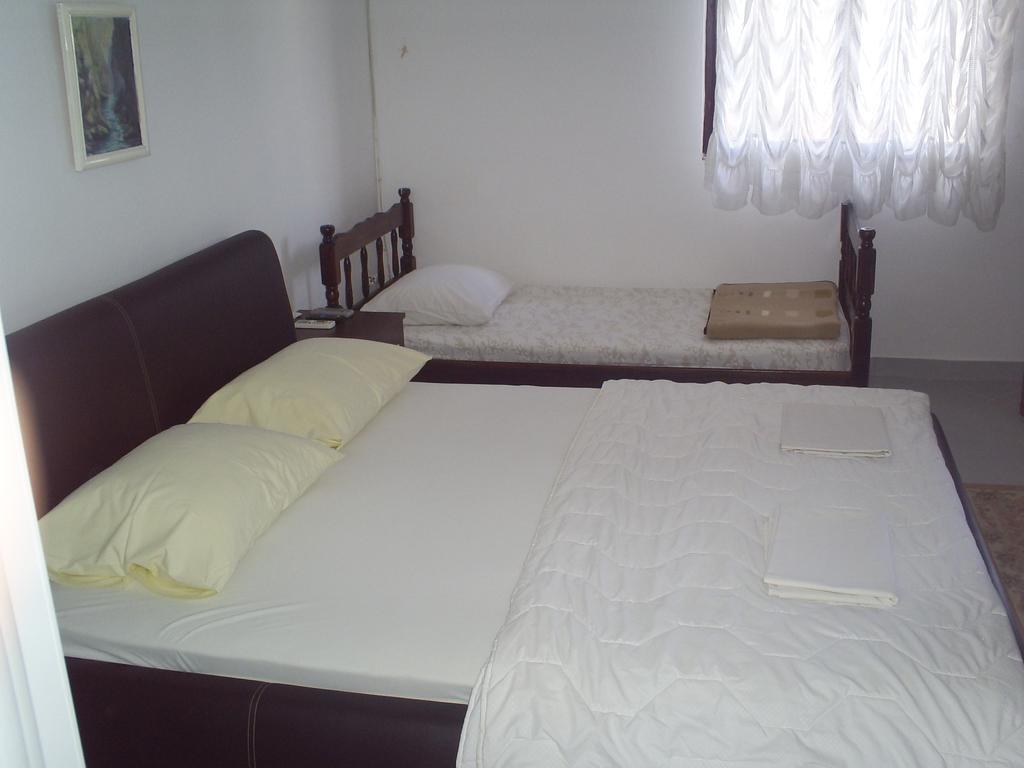 אולסינץ' Apartmani Dado מראה חיצוני תמונה