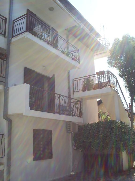 אולסינץ' Apartmani Dado מראה חיצוני תמונה