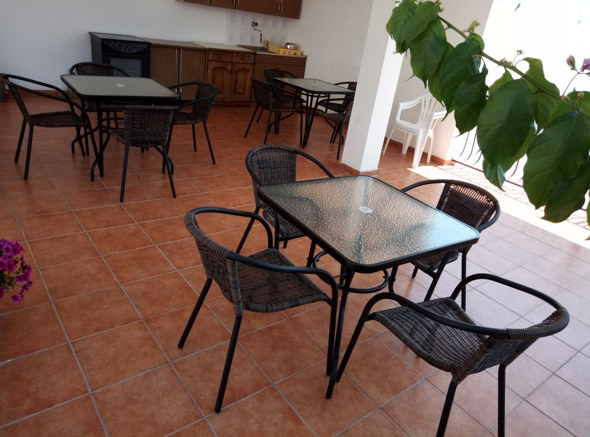 אולסינץ' Apartmani Dado מראה חיצוני תמונה